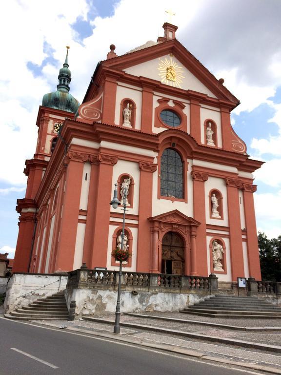 Onefourfour Apartment Brandýs nad Labem-Stará Boleslav エクステリア 写真